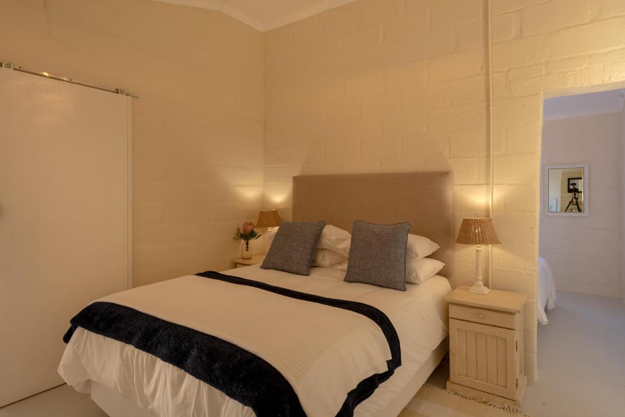 Honeyrock Cottages Kleinmond Exterior foto