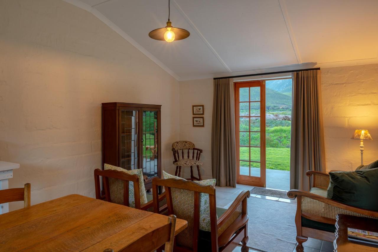 Honeyrock Cottages Kleinmond Exterior foto